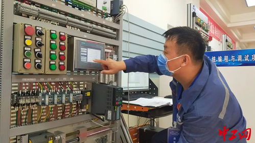 包頭市“工匠杯”電工企業(yè)智能工廠方向職業(yè)技能比賽圓滿落幕，計(jì)算機(jī)信息技術(shù)咨詢服務(wù)助力產(chǎn)業(yè)升級(jí)