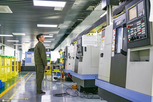 智能工廠助力企業(yè)高效生產(chǎn) 全自動(dòng)化流水線與信息技術(shù)咨詢的融合